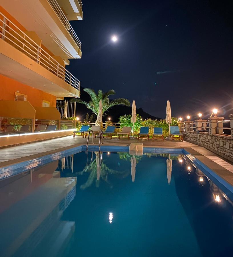 Karos Hotel Llaman Himare Exterior photo